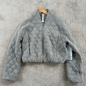 Lululemon Quilted Bomber Jacket Size 4 NWT